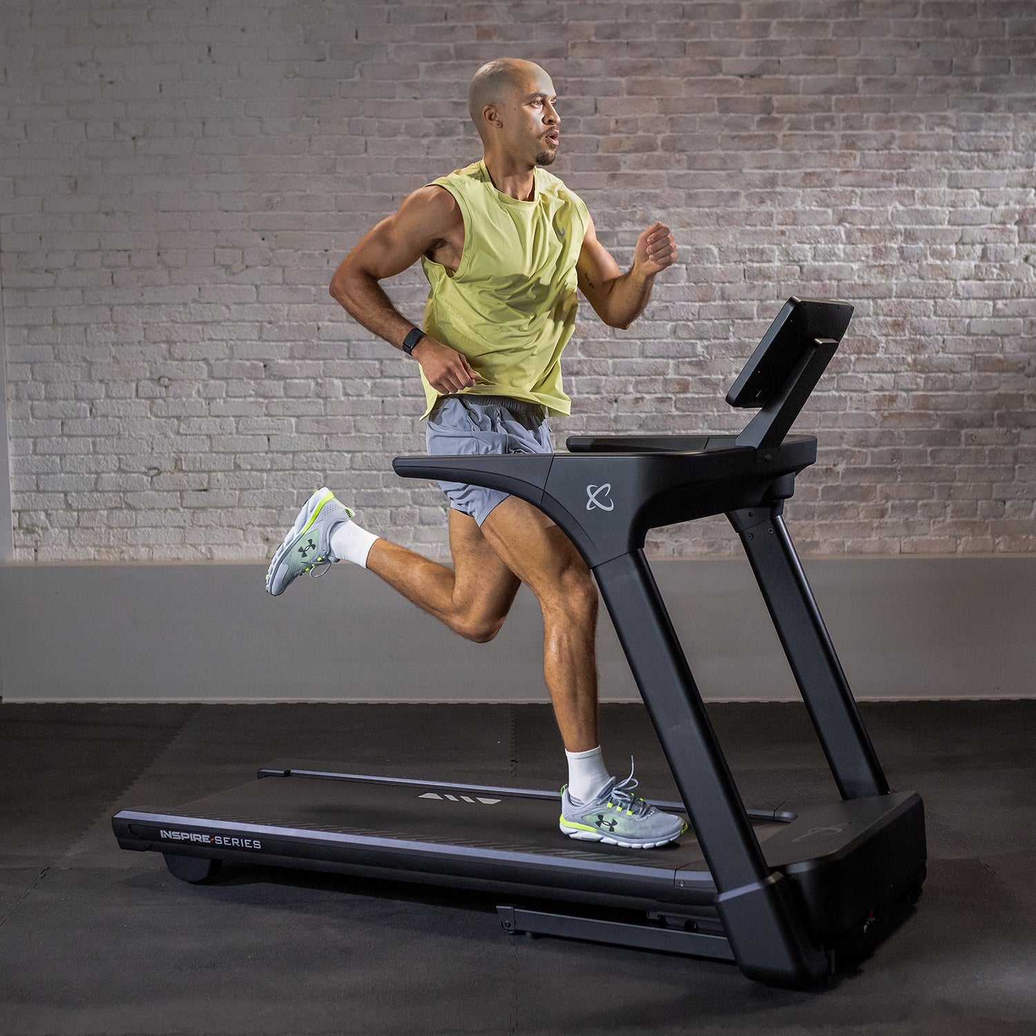 Inspire Series T5s Treadmill - Centrcentrllc