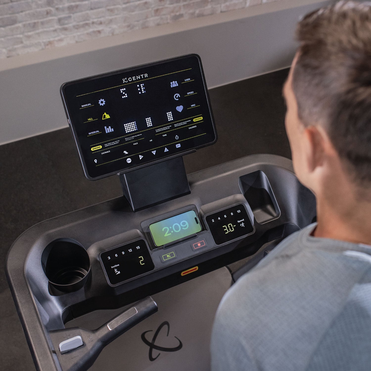 Inspire Series T7 Treadmill - Centrcentrllc